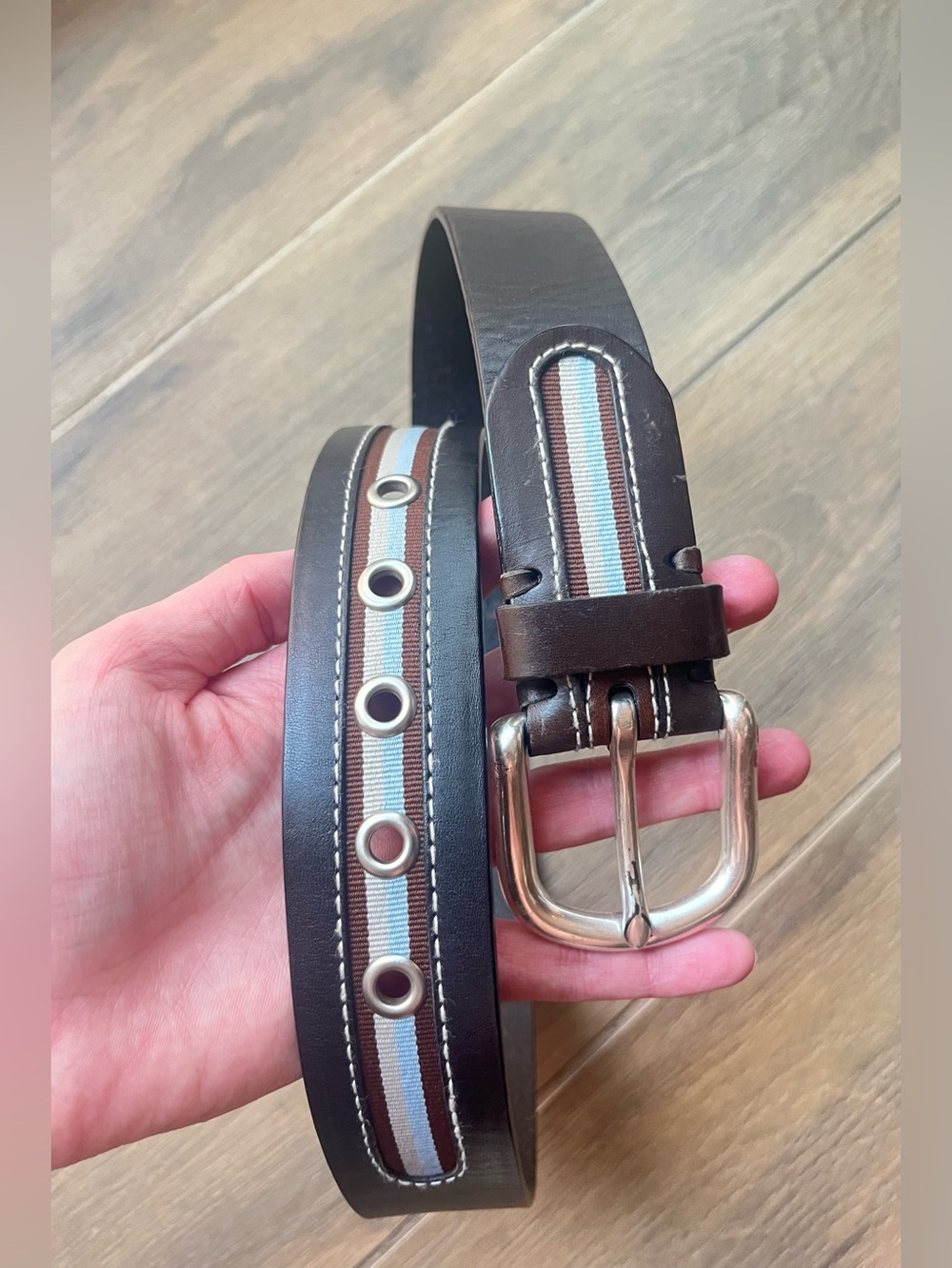 Vintage Fossil Brown Leather belt Small 28”-32”